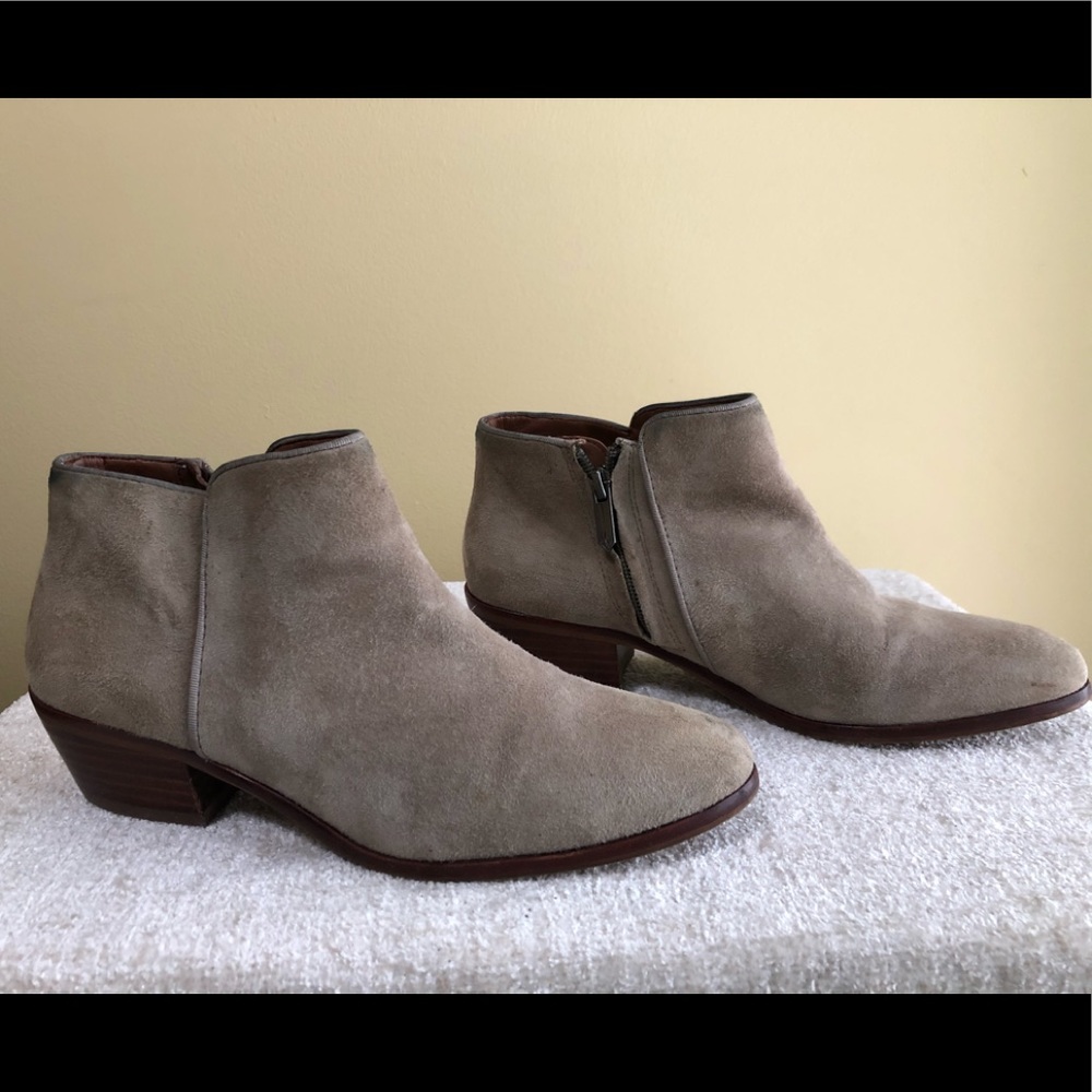 Petty Chelsea Boot